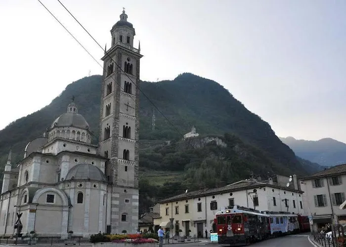 Ca Merlo Bed & Breakfast Villa di Tirano